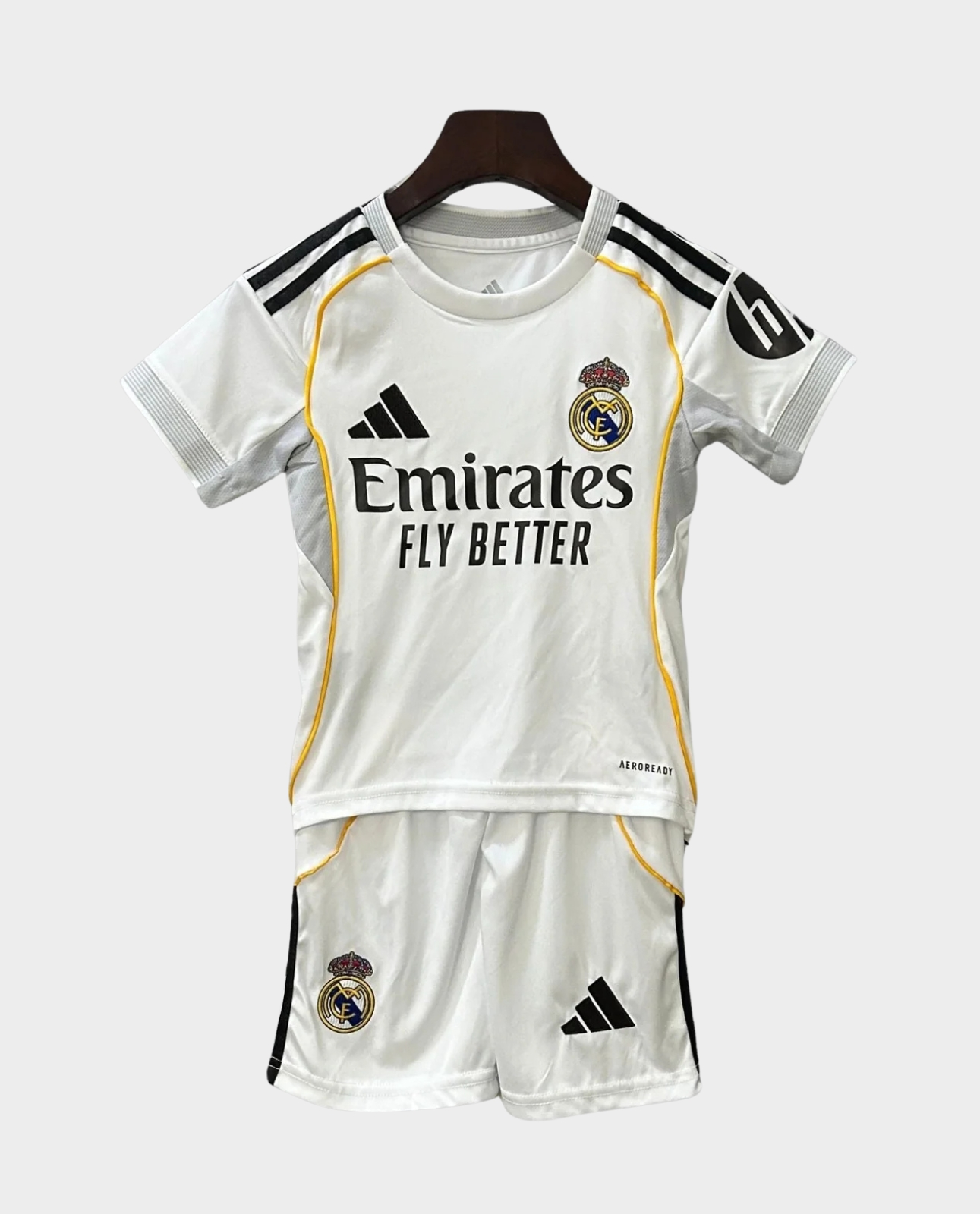 Kids Real Madrid Home football jersey 2025-26 | AZKitLocker